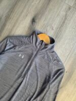 Poleron Under Armour - Talla S / Moda Circular - Imagen 2