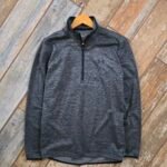 Poleron Under Armour - Talla S / Moda Circular